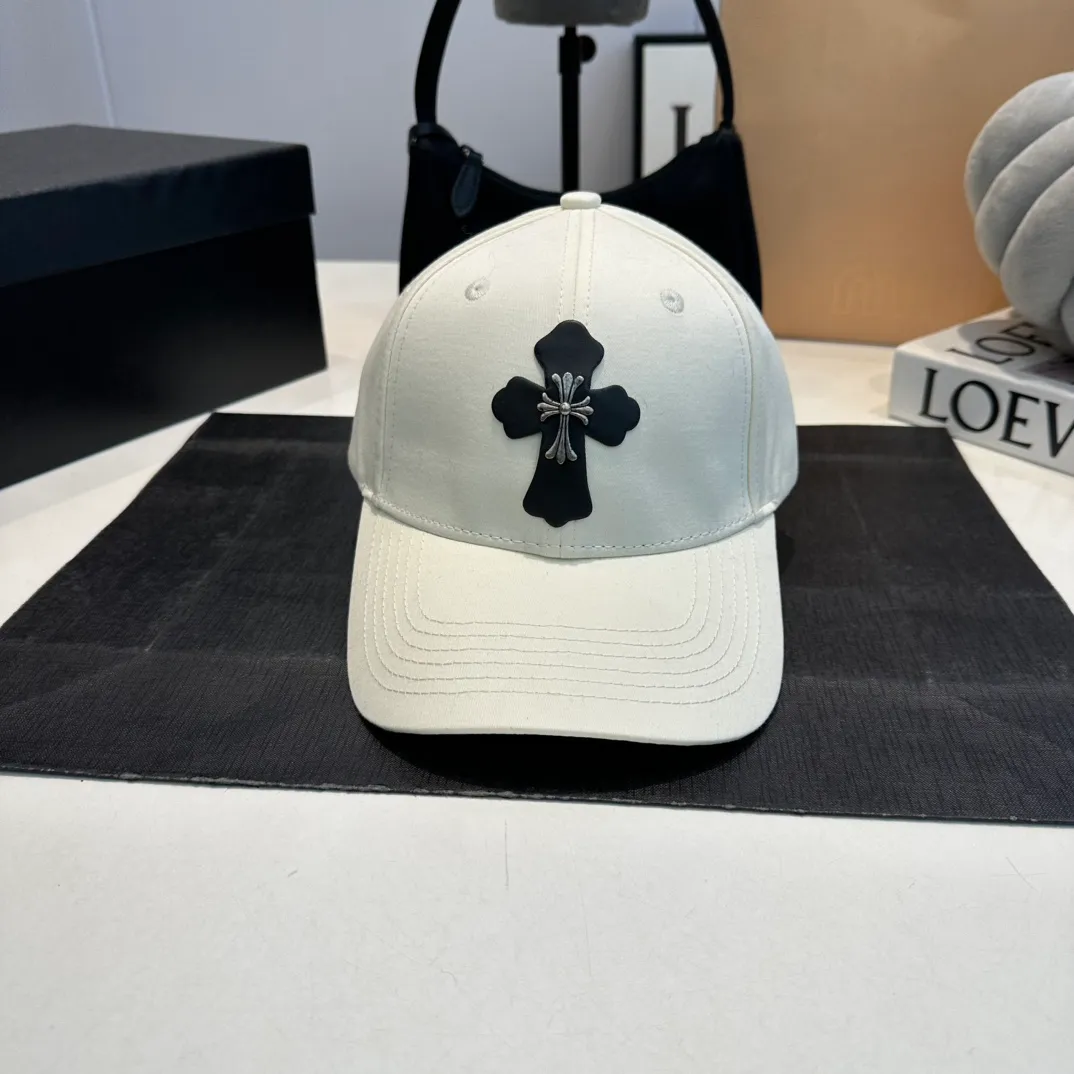 P56 Crow Heart baseball cap, retro peaked cap, head circumference 57.cm
